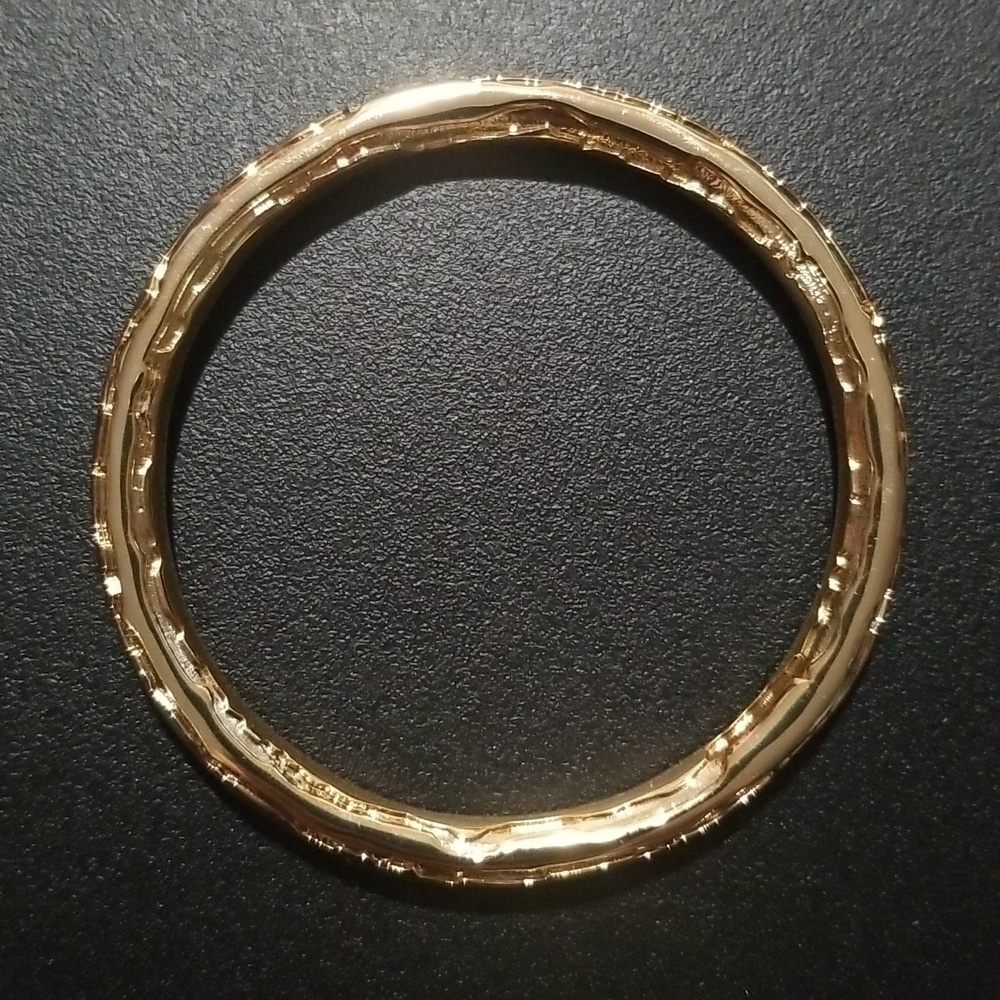 💕TRINA TURK💕 Textured Gold Bangle Bracelet NWT